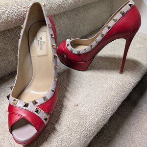 Valentino Garavani studded platform peep-toe pumps